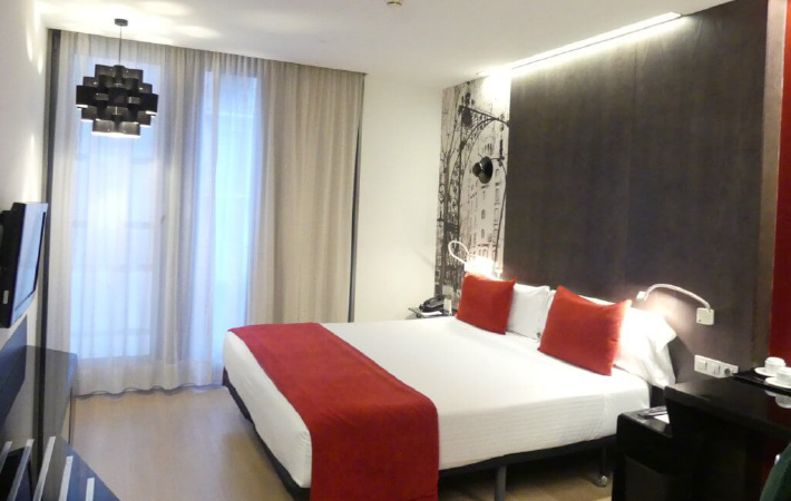 Ianthia Smith Barcelona Ayre Hotel 710x450