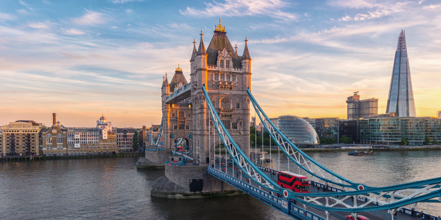 London bridge 900x450