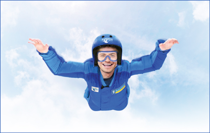 sky diving dude 710x450 